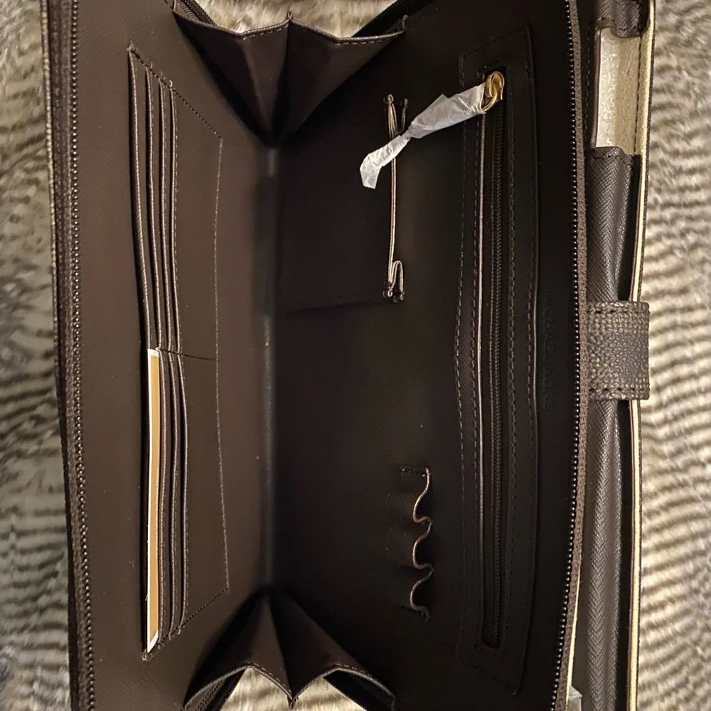 Michael Kors Tech Case